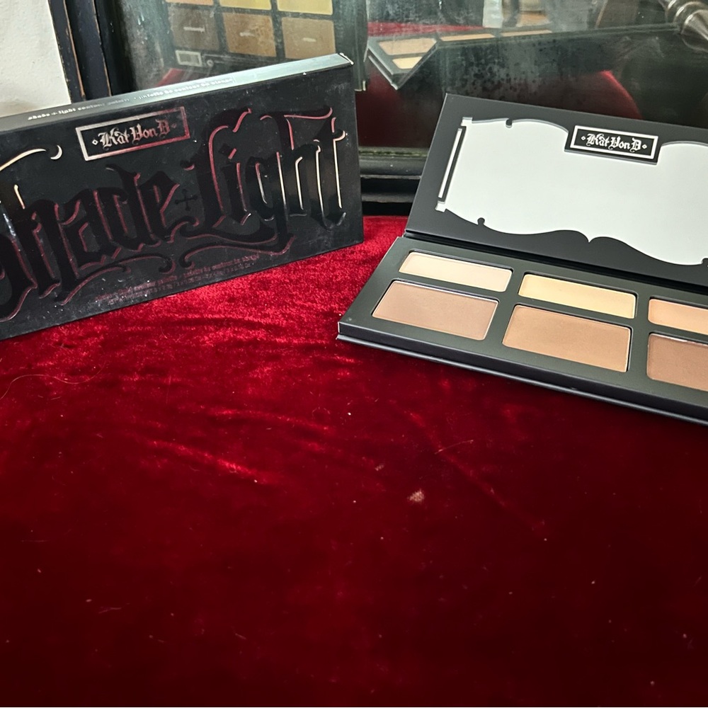 Original Kat Von D Shade and Light Contour Palette